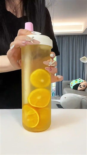 这杯棒打鲜橙喝起来太清爽啦！简单几步完成～ #coffee #創意飲品 #boba