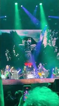 Hollywood Vampires - The Death and Resurrection Show LIVE Milano 2026 💀 #Shorts #JohnnyDepp