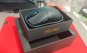 开箱黑色Scyrox赛洛斯v6