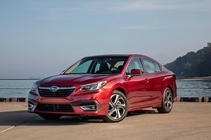 Nearly 119,000 Subaru Outbacks, Legacys Recalled for Faulty Airbags | Cars.com