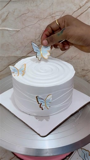 Itne paiso ka karegi kya 😅#viral #cake #trending #shorts #short #youtube #shortvideo #ytshorts #yt