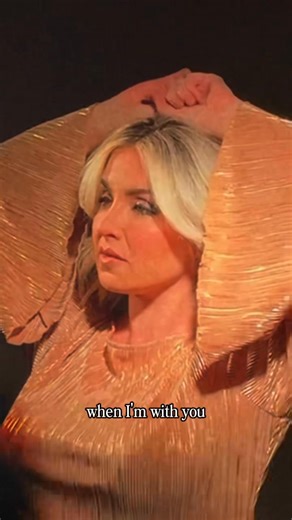 My new EP Cocoon is out now 🦋🥀maggierose.ffm.to/cocoon | Maggie Rose