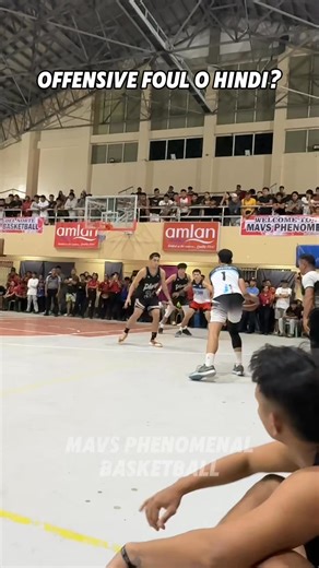 Defensive o offensive foul? | Mav's Phenomenal Basketball