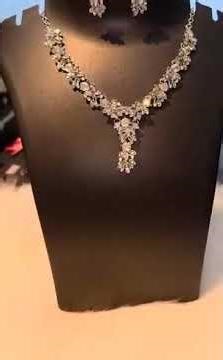 Ivory Crystal Heirloom Necklace Set