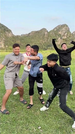 Khi Các Búp Măng Non Đu Trend Và Cái Kết Khiến Ai Cũng Cười Xỉu 🤣💃#funny #couple #shorts