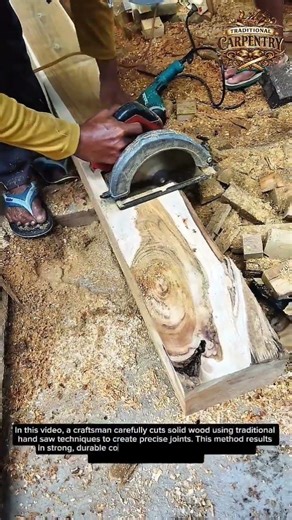 Americans Can’t Believe This Traditional Wood Joinery Done with Pure Hand Saw Skill