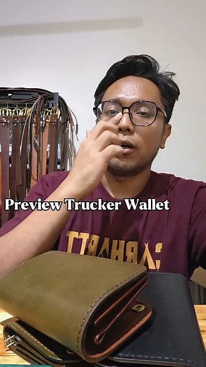 Preview Trucker Wallet | vaska.my