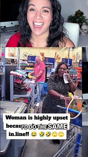 Walmart Self-Checkout Drama: She’s on the Phone… And the Line SNAPS!