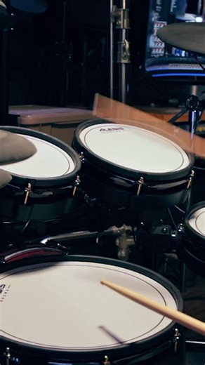 3.3K views · 35 reactions | We bet you didn't know this Strata Prime feature! 論 Did you? You can instantly reset any plugin parameter to its default settings with a simple double tap on the screen. Try it out and let us know what you think in the comments! | Alesis | Facebook