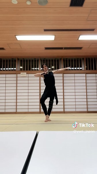 SWORD DANCE: Unlock Your Mind with Dance Practice