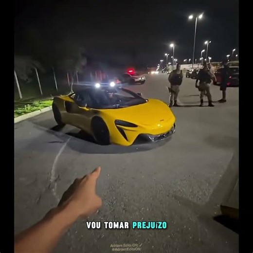 LEOZINHO GETS INTO A FIGHT WITH POLICE OFFICERS WHO TOWED HIS MCLAREN | *Things went very wrong* ...