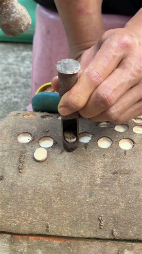 Handcrafted hammering to make the wooden lid