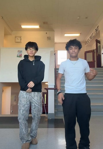 Owa Owa: El fenómeno musical y su danza