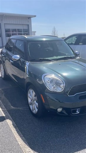 2011 Mini Cooper S Countryman in Oxford Green