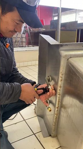 How to use PEX pinch clamp