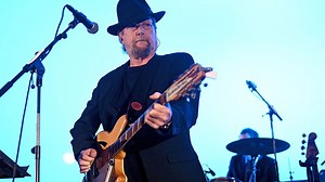 Roger McGuinn on The Byrds’ influential guitar style, and why they didn’t follow The Kinks and The Who into distortion