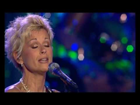 Lorrie Morgan - "A Picture of me Without You"