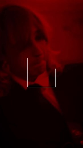 CONCOURS EXCEPTIONNEL RTL2 – On vous offre votre voyage à Los Angeles pour l’avant-première mondiale de "Masquerade", le tout premier album de Thomas Raggi, guitare de Måneskin ! 🎸✨ RTL2 vous envoie 3 nuits à Los Angeles pour deux personnes, avion au départ de Paris hôtel inclus, afin d’assister au concert événement de Thomas Raggi le mercredi 3 décembre… et pas seulement 👀 Vous vivrez un show unique aux côtés d’invités légendaires : 🔥 Tom Morello (Rage Against The Machine) 🔥 Chad Smith (Red