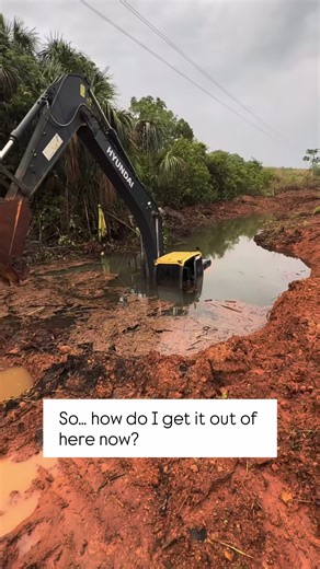 When things don’t go as planned on the job site! 😂 Watch this hilarious construction fail that proves even the pros have bad days. #WorkFail #ConstructionHumor #ConstructionFail #FunnyConstruction #WorkFail