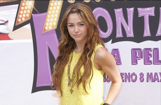 Miley Cyrus’ mum made her wear 250 hair extensions during her rise to fame
