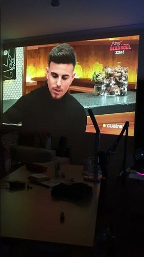 How to watch live TV on your Fire TV stick with an app! 🔥🔥🔥