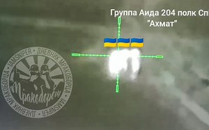 车臣人还是狠，阿赫马特特种部队狙击手伏击乌军3人撤离小队打倒后每人都补了数枪。