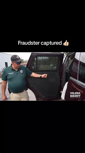 Volusia sheriff confronts arrested fraudster #copsoftiktok #bodycam #lawenforcement #cops #thinblueline