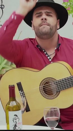 Bamboleiro 🙌 #Dios #Bamboleo #rumbas #tablao #flamenco #spain | Aire flamenco