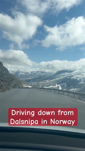 Summer drivings over mountains in Norway