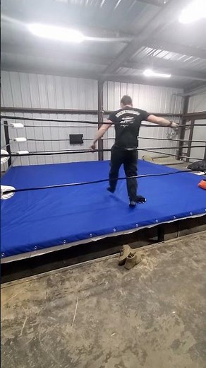 Cody runs the ropes and bumps - Rize'N'CR8