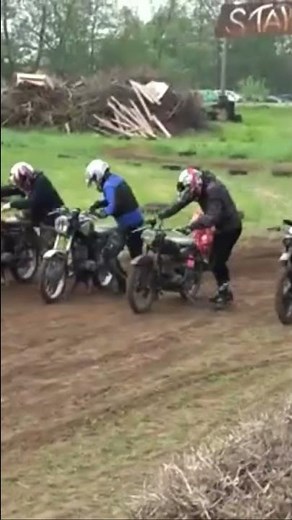 Vintage Motorcycle Racing at Nutha Dirt Track - Le Mans Start