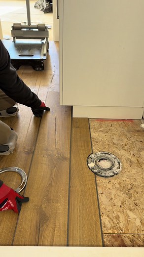 The Ultimate Guide to LVP and LVT Flooring