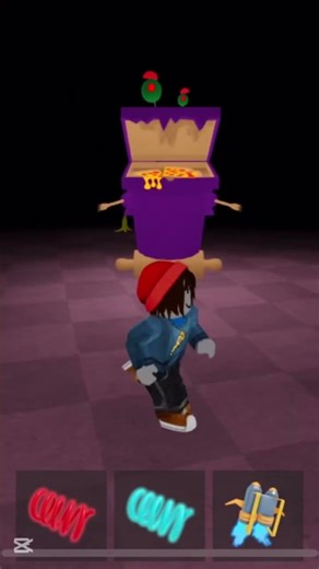 #roblox I’m running away from the pizza monster😂🍕