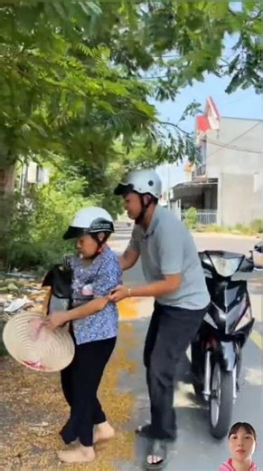 các con bất hiếu vô ơn đem bỏ mẹ lúc bệnh tật 🥴😡🥵 #ghifamily99 #shorts #shortvideo