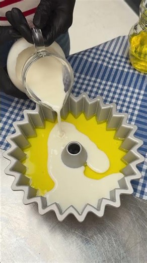 Funfetti Jello Cake 🍭🌈 #shorts