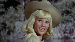 Os Perigos de Pauline (The Perils of Pauline, 1967) [Dublado]