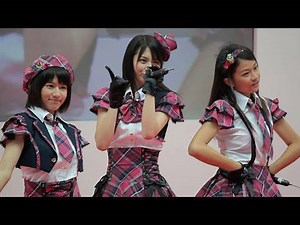 ＡＫＢ４８研究生ユニット「ミニスカート」、おもちゃショーで歌を披露