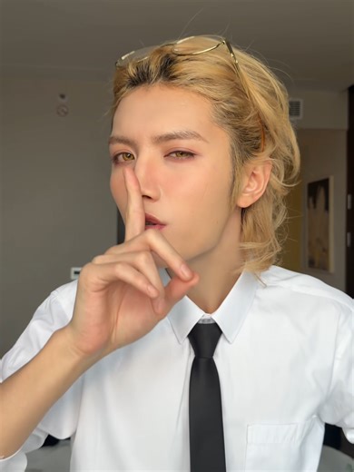 Supporting ONER and Ling Chao Amidst Criticism