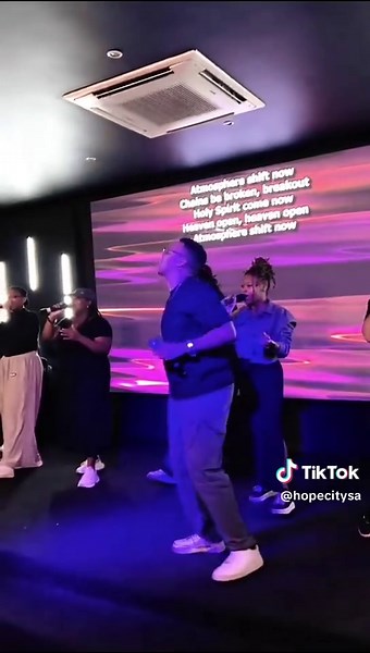 Atmosphere Shift: Worship Music Experience