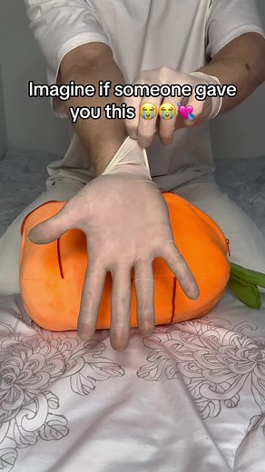 Cutest plushie ever 🥰😭💘😍🤭🫶🏼 #plushie #forher #suprisegift