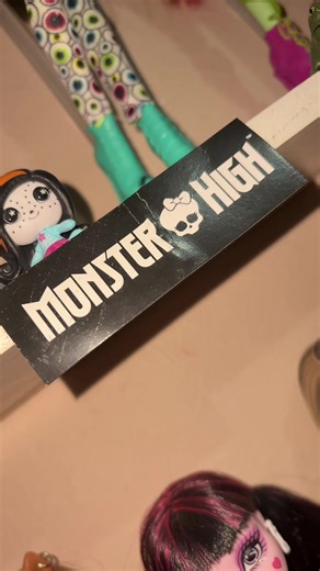 Videos de Derrick Grande (@derrick.grande) con “Muestra tu colección - Cardboard Man props & DIY”