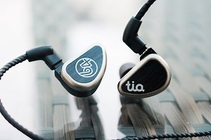 8 Best in Ear Monitors (IEM) in 2025 - Theirishcurse.com