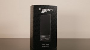 BlackBerry KEY2 unboxing