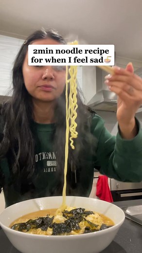 Delicious 2 Minute Noodle Recipes to Brighten Your Day