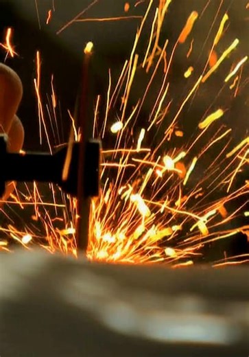 FantomWorks S02:E05 - Size Does Matter