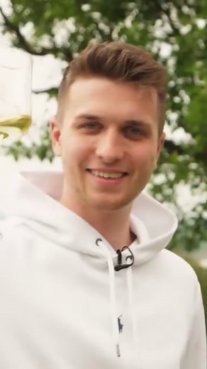 13K views · 118 reactions | Wochenanfang in Freiburg! Den Start macht David, der mit seinem Familienbetrieb und badischer Landküche die anderen Gastronomen überzeugen will. Das "Restaurant Dorfchalet" liegt in idyllischer Lage auf dem Land, aber bleibt auch die Stimmung so idyllisch? 樂 #MeinLokalDeinLokal #Clip | Mein Lokal, Dein Lokal | Facebook