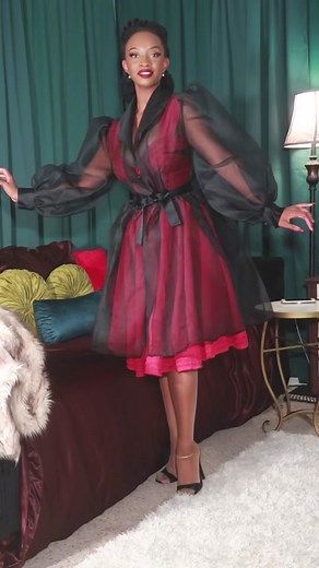 In Honor of The Marvelous Mrs. Maisel Ending 💋 - - - - - - - - - #1950s #1950sfashion #1950sstyle #1950saesthetic #1950shair #blackvintageglamour #vintagestyle #vintagefashion #blackgirlsinvintage #oldhollywoodglam #themarvelousmrsmaisel #midgemaisemaisel