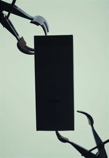 The sound of precision skincare arriving. #skin #science #asthetic #asmr #skincareroutine