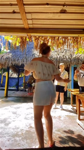 Belize's News Anchor feels the Rhythm in Hopkins! Ms Indira Craig stopped in at Kenima's Garifuna Cooking Class in Hopkins to enjoy the vibes and Southern hospitality! What do you think Belize? Does she have the moves? 🪘 Kindly be sociable & share! #hotoffthepress | Hot Off The Press - Belize