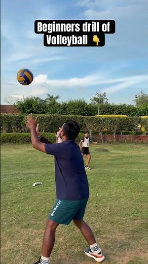 Underhand drill for beginners 🔥 #volleyball #sports #abvolleyball #like